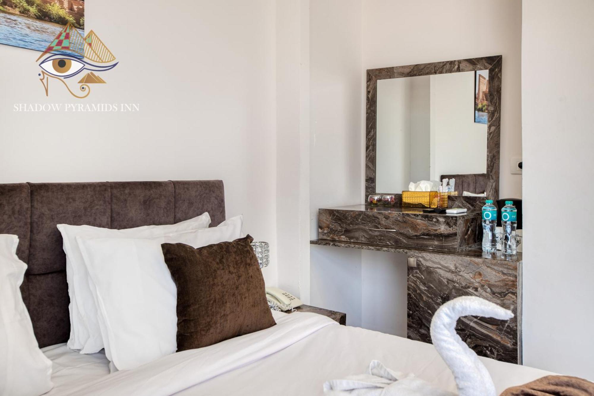 Shadow Pyramids Suites And Jacuzzi Kafrat al Jabal ภายนอก รูปภาพ