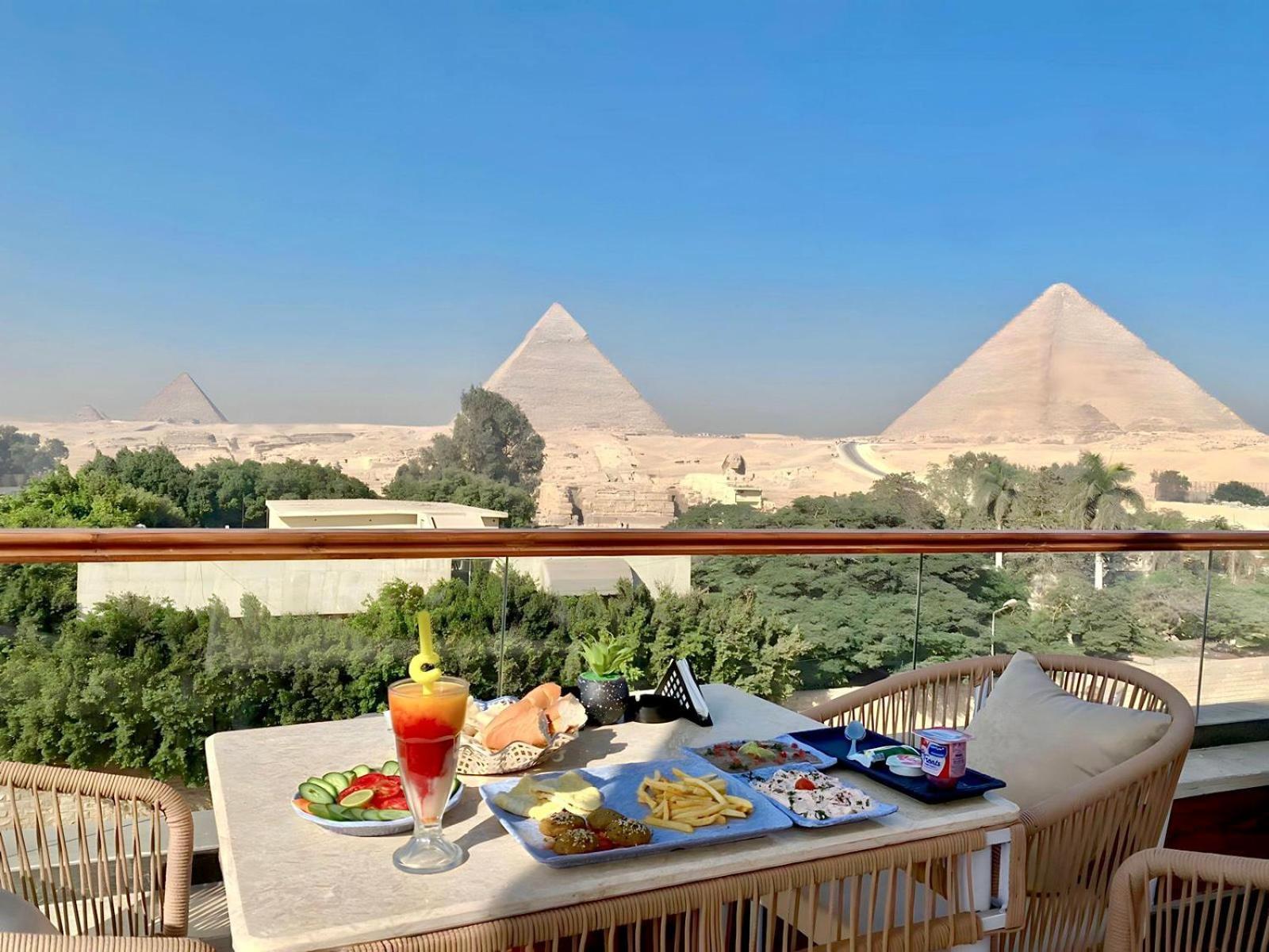 Shadow Pyramids Suites And Jacuzzi Kafrat al Jabal ภายนอก รูปภาพ