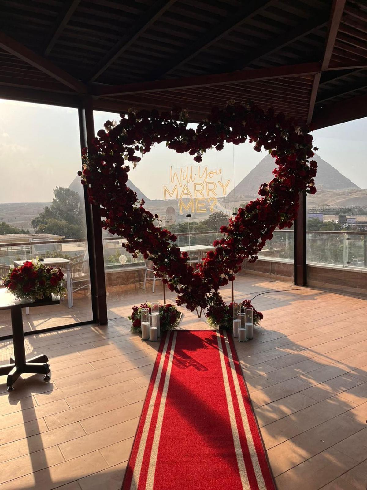 Shadow Pyramids Suites And Jacuzzi Kafrat al Jabal ภายนอก รูปภาพ